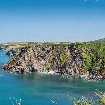 Fishguard Bay Resort Llanllawer Eksteriør bilde