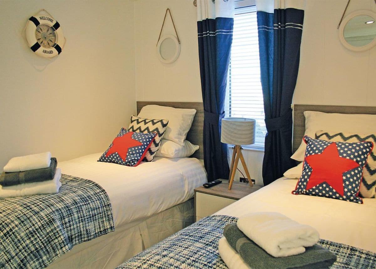 Fishguard Bay Resort Llanllawer Eksteriør bilde